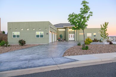 4704 Hilltop Ct, Farmington, NM 87402 - photo 3