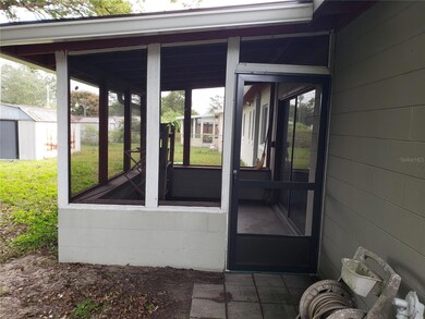 Screened Porch photo2