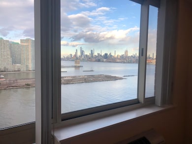 Mandalay on the Hudson unit 1605, Jersey City, NJ 07302 - photo 6