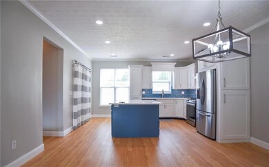 6616 Splashwater Dr, Flowery Branch, GA 30542 - photo 5