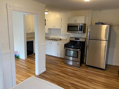 174 Neal St unit 4, Portland, ME 04102 - photo 3