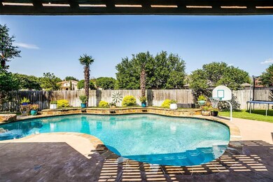 1121 Berkley Dr, Cleburne, TX 76033 - photo 4