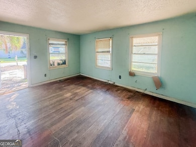 601 Paul St, Warner Robins, GA 31088 - photo 5