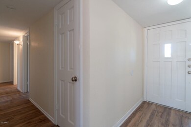 610 E Alameda Dr, Tempe, AZ 85282 - photo 6