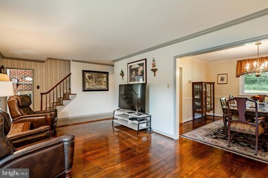 881 Bob o Link Ln, West Chester, PA 19382 - photo 5