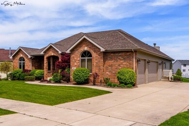 687 Davis Ct, Crown Point, IN 46307 - photo 4