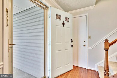 13638 Bellerose Dr, Chantilly, VA 20151 - photo 3