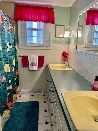 96 Concord St unit First Floor, Seabrook, NH 03874 - photo 3