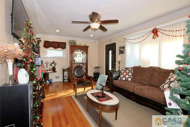 39 4th St, Port Reading, NJ 07064 - photo 5