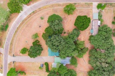 3224 Twin Creeks Dr, Cleburne, TX 76031 - photo 2