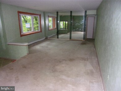 215 Lake Ave, Clementon, NJ 08021 - photo 4