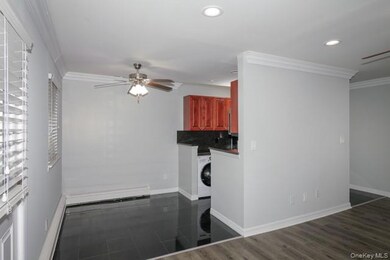 656 Veterans Hwy unit 3-2A, Hauppauge, NY 11788 - photo 5