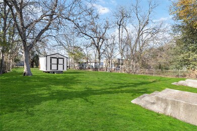 4335 Oxford St, Houston, TX 77022 - photo 4