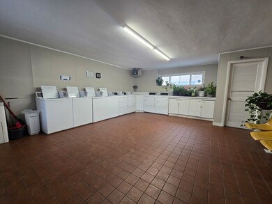 7201 W Wellington Ave unit 3G, Elmwood Park, IL 60707 - photo 6