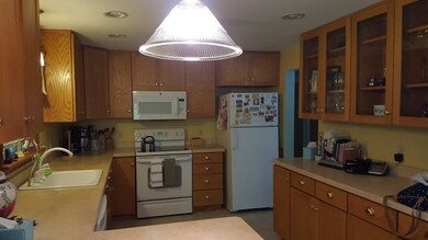 7 Pompano Rd, Worcester, MA 01605 - photo 7