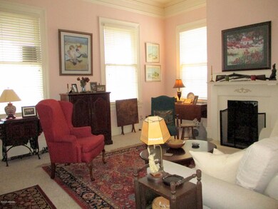 544 Orange St unit 4, MacOn, GA 31201 - photo 3