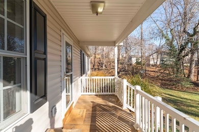 444 Peach St, Staunton, VA 24401 - photo 3