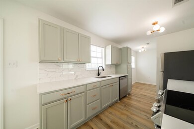 1630 S Donaghey Ave, Conway, AR 72034 - photo 7