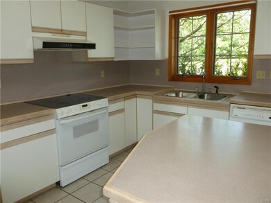 111 James Way Rd, Bath, PA 18014 - photo 7