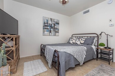 1617 E Apache Blvd unit 39, Tempe, AZ 85281 - photo 4