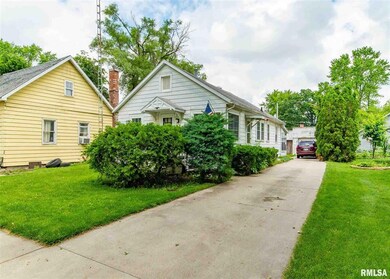 310 3rd St, Lincoln, IL 62656 - photo 4