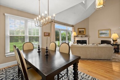 680 South Ave unit 16, Weston, MA 02493 - photo 4