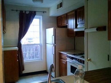 403 Windsor Dr unit 403, Framingham, MA 01701 - photo 4