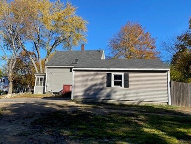 10 Harding St, Rochester, NH 03867 - photo 5