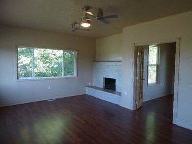 647 W Iowa Ave, Nampa, ID 83686 - photo 2