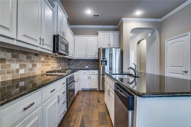 4004 Crosstrees Dr, Denton, TX 76210 - photo 6