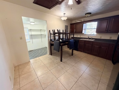 1901 W 18th St, North Platte, NE 69101 - photo 4