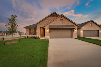 3528 Austin St, Gainesville, TX 76240 - photo 3