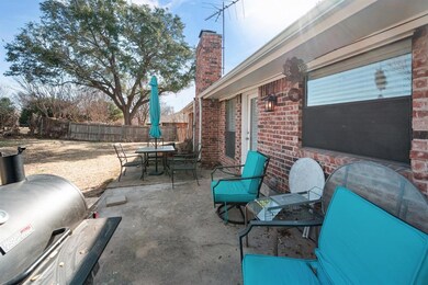 4036 Aragon Dr, Fort Worth, TX 76133 - photo 5