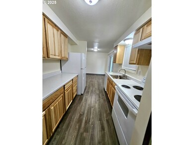 4823 Cougar Ct SE, Salem, OR 97317 - photo 5