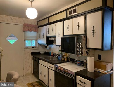 1421 Conway Ct, Swarthmore, PA 19081 - photo 4