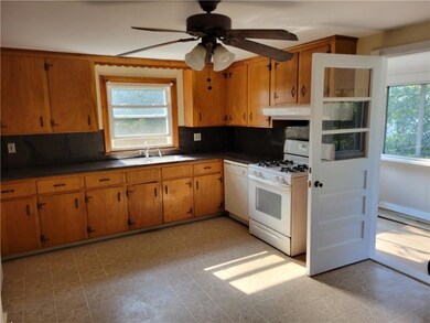 404 Dover Ave unit 2, East Providence, RI 02914 - photo 7