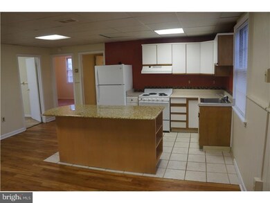 66 Market St unit 4, Hatfield, PA 19440 - photo 2