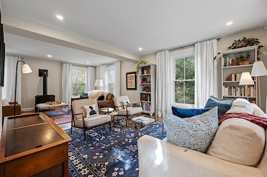 13 Blackstone St, Mendon, MA 01756 - photo 3