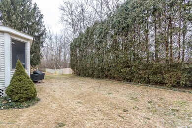 050 back yard - IMG_2921-HDR