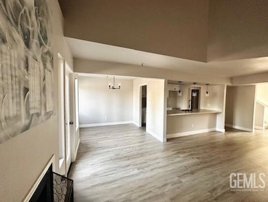 700 New Stine Rd unit 14, Bakersfield, CA 93309 - photo 4