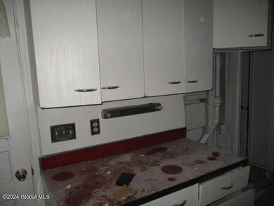 96 Sheridan St, Glens Falls, NY 12801 - photo 7