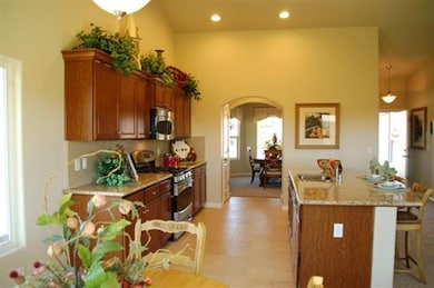 3078 N Apricot Ave unit 89, Fresno, CA 93727 - photo 5