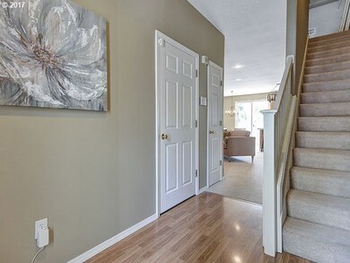 20264 Hoodview Ave, West Linn, OR 97068 - photo 2