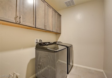 4001 Pink Magnolia Ct, Las Vegas, NV 89129 - photo 3