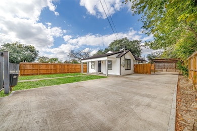 9201 Klondike St, Houston, TX 77075 - photo 3