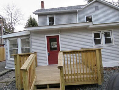 113 Prospect St, Hawley, PA 18428 - photo 5