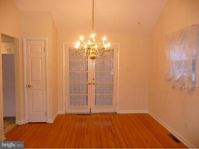 126 Weather Vane Dr, Cherry Hill, NJ 08002 - photo 5