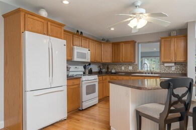2 Hillside Ln, Newmarket, NH 03857 - photo 6