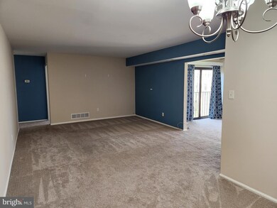 118 B W Blue Bell Ln, Mount Laurel, NJ 08054 - photo 2