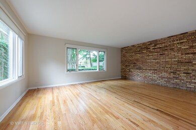 1925 Somerset Ln unit 64, Northbrook, IL 60062 - photo 5